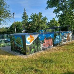 Fahrradboxen mit Kunst von Eugen Schramm