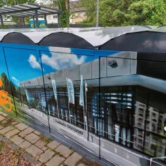 Fahrradboxen mit Kunst von Eugen Schramm