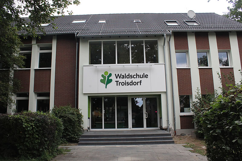 Eingang der GGS Waldschule