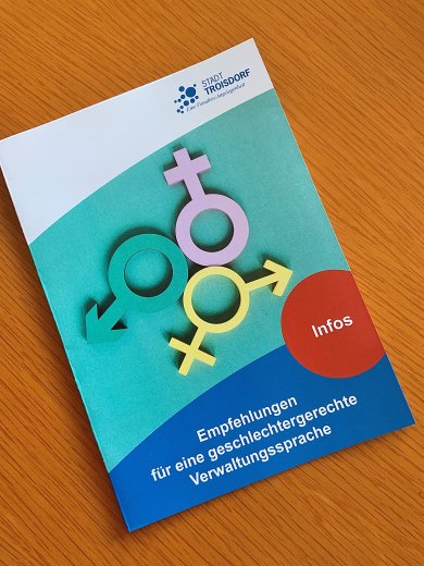 Titelbild der Broschüre "Empfehlungen für eine geschlechtergerechte Verwaltungssprache