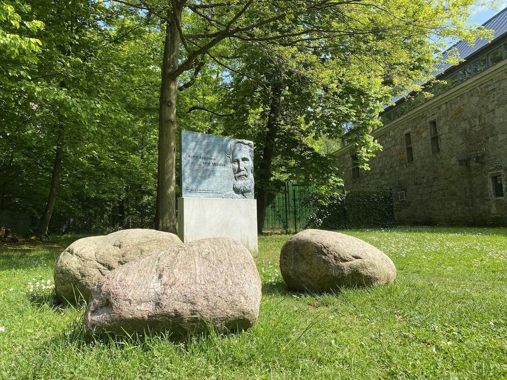 Denkmal Rupert Neudeck