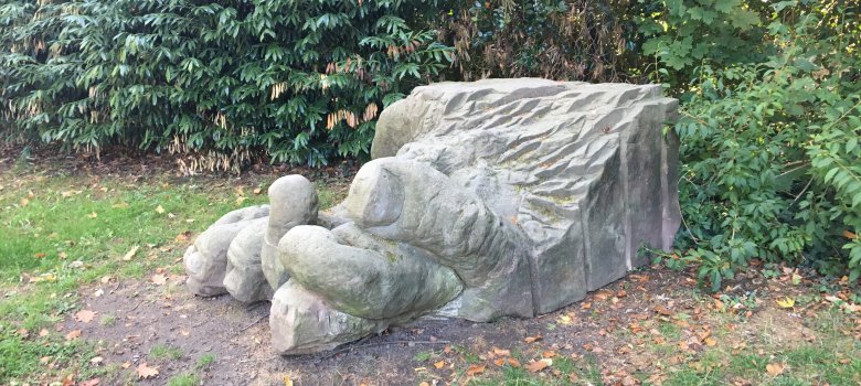 Hand und Fuß Burg Wissem 