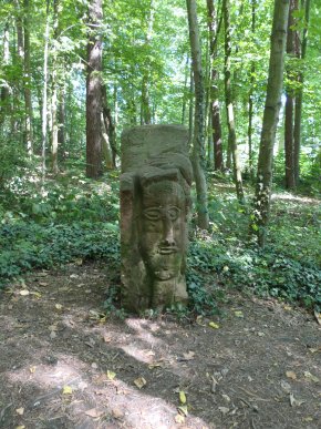 Reliefstein, Waldpark