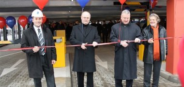 Parkhaus eröffnet: Haeger, Klein, Bürgermeister Jablonski und Architekt Coersmeier