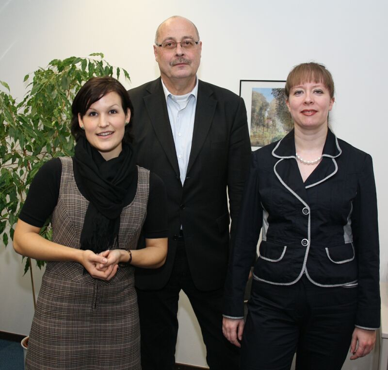 Beratung erweitert: v.l. Sarah Boes (KoKoBe), der zuständige Sozialamtsleiter Rolf Bertsche und Behinderten-Beauftragte Melanie Alice Becker.