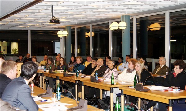 Neue Maßnahmen zur Integration: Im Ratssaal der Stadt Troisdorf fand die 2. Integrationskonferenz statt.