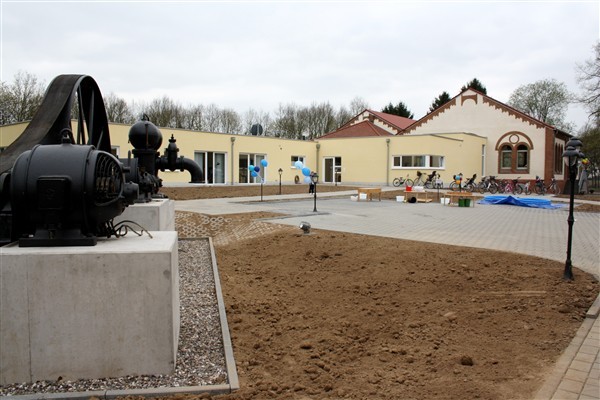 Die Kita Am Wasserwerk am Tag der Eröffnung im April 2010.
