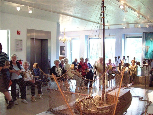 Interesse an Bergheimer Geschichte: Jung und Alt besuchten gemeinsam  das Fischerei-Museum.