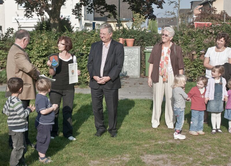 Bürgermeister Jablonski gratulierte zur Kneipp-Kur in der Kita.