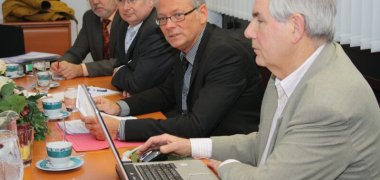 Diamant mit neuem Schliff: Infos von Kürten, Eschbach, Hindenberg und Theus.