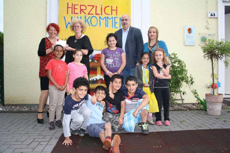 Luce Eberlein spendete Teilerlös ihres Buches für das Haus International.