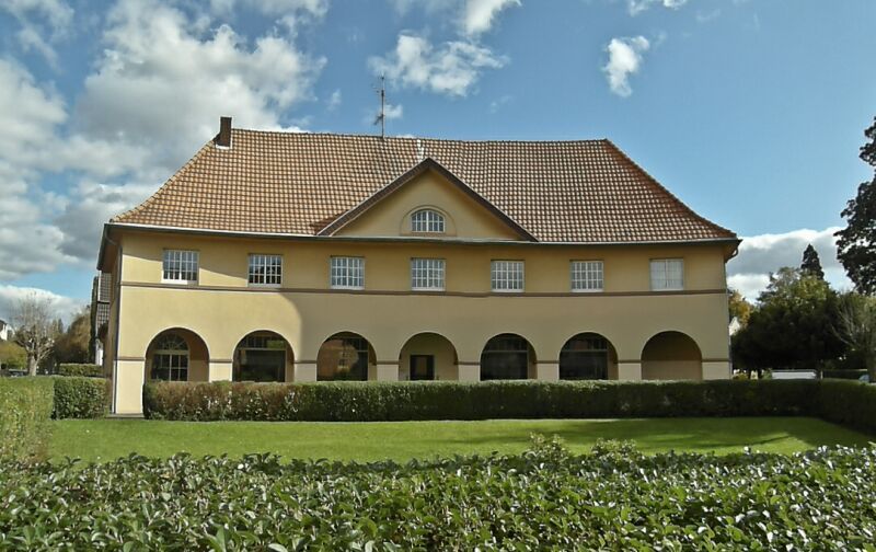 Eines der Gebäude in der Beamten-Kolonie ist Ziel der Stadtteilrundgang.