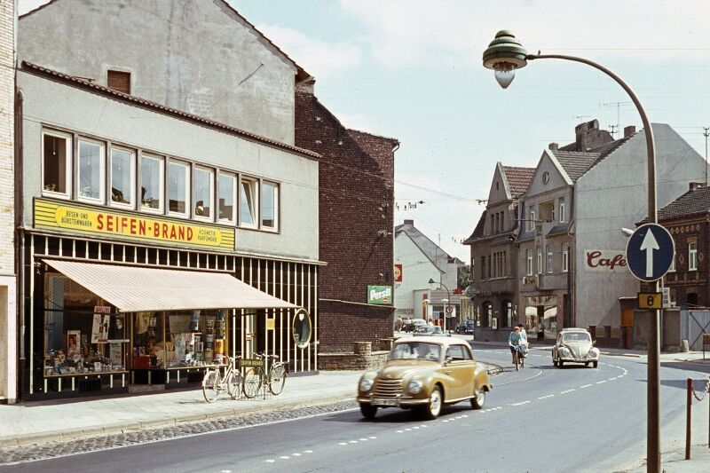 Früher war die Kölner Straße Troisdorfs Hauptverkehrsader.