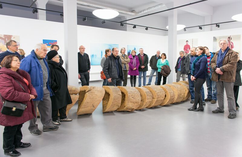 Viele Besucher hatte das Kunsthaus während der Führungen durch Troisdorfer Künstler.