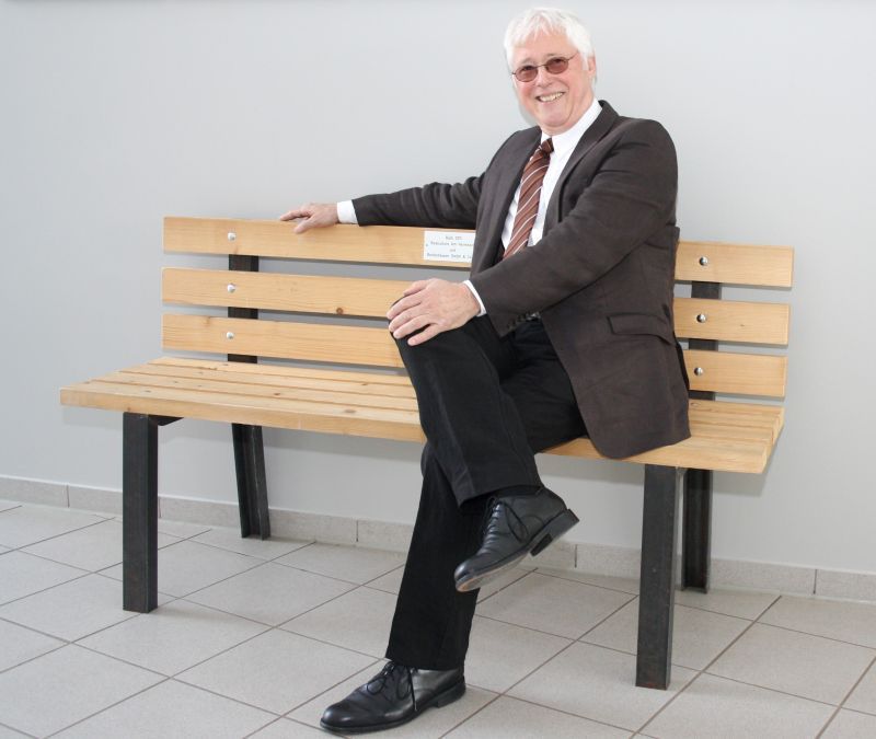 Rolf Hönscheid ist einer der Schulleiter, die verabschiedet worden sind.