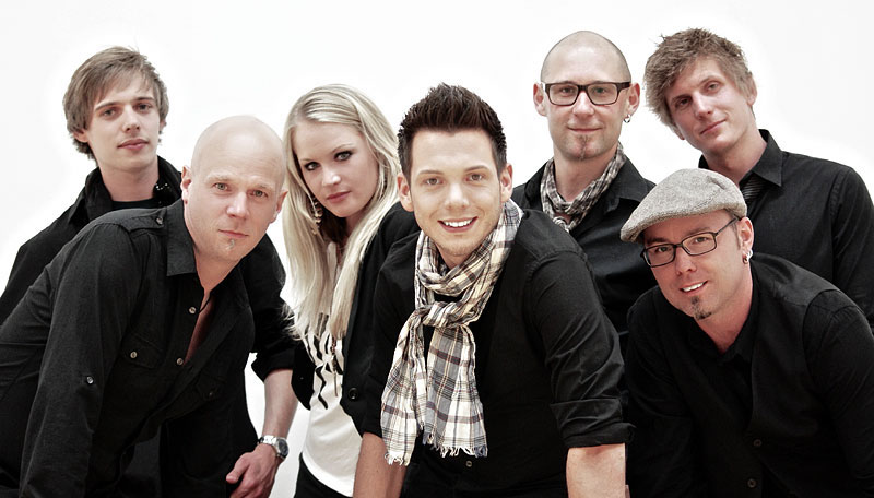 Die Robbie Williams Coverband tritt am Samstagabend auf und wird Robbie-Fans verblüffen.