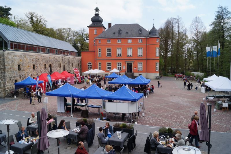 Viel los war beim Wahner-Heide-Tag 2013 auf Burg Wissem