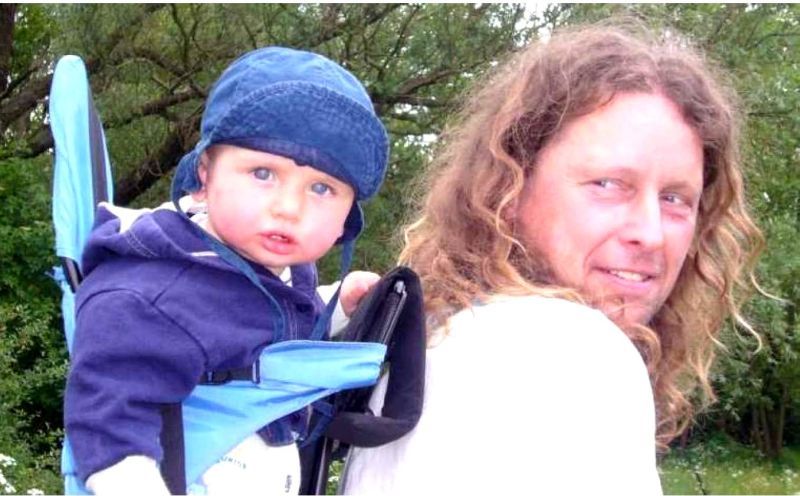 Jens Bachmann mit seinem Sohn