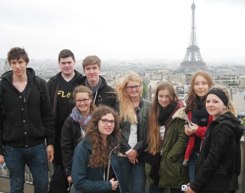 Vor ihrem Konzert in Evry besuchten die Mitglieder der Troisdorfer Musikschul-Band "Flow" Paris