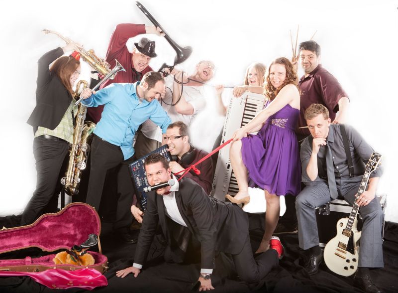 The BIGlive ist eine der Live-Bands, die Troisdorf mobil auch zum Musikspaß machen