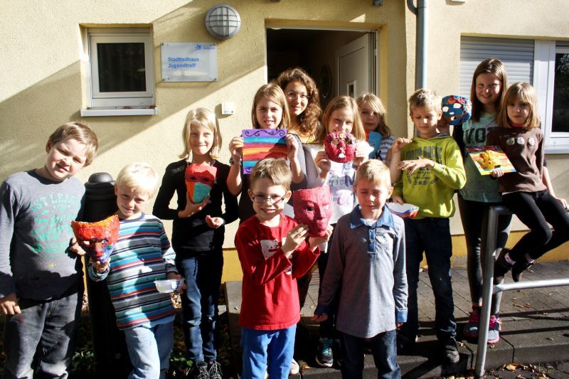 Maskenball im Stadtteilhaus: Spicher Kinder bastelten lustige Masken und mehr