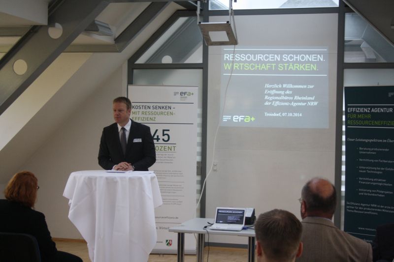 Troisdorfs Dezernent Stephan Kuhnert gratulierte zum Einzug der neuen Agentur