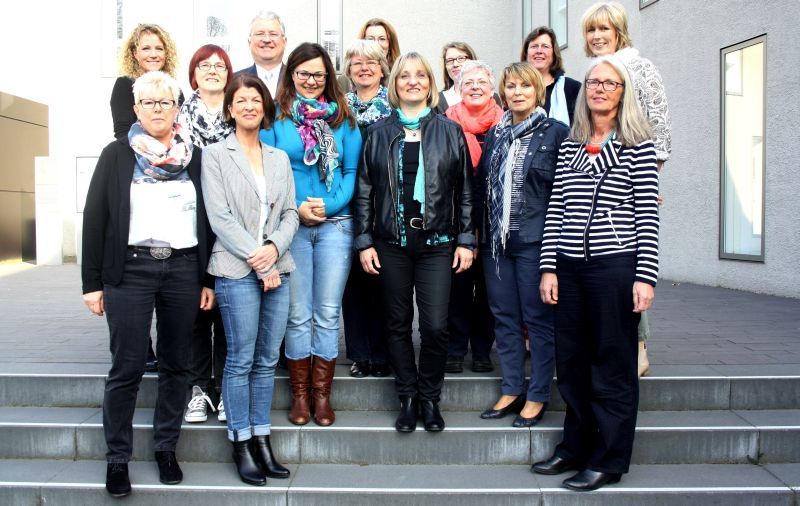 Bürgermeister Jablonski begrüßte die Gleichstellungsbeauftragten Bonn/Rhein-Sieg auf Burg Wissem.