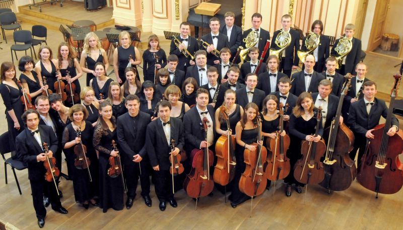 Die jungen Musikerinnen und Musiker aus der Ukraine kommen zum zweiten Mal in die Stadthalle Troisdorf.