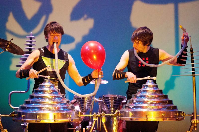 Viel Vergnügen bei der Percussion auf Schrottelementen von "Scra Arts Music"!