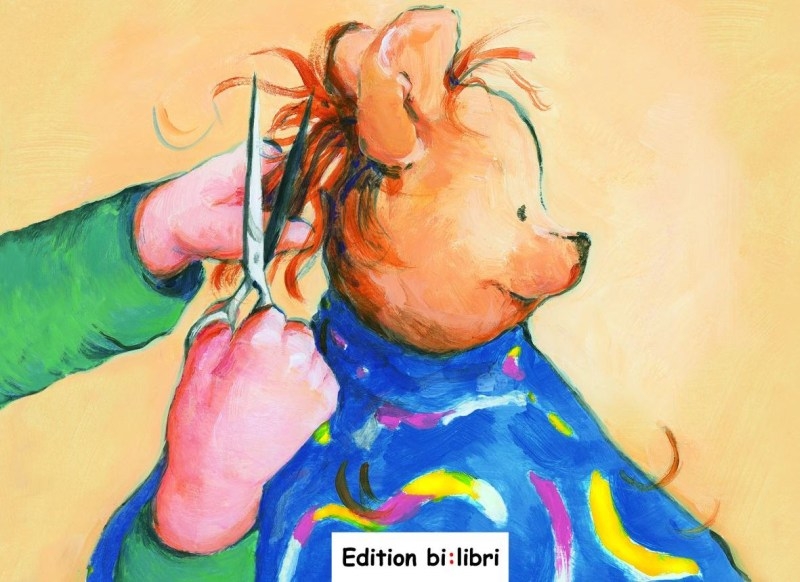 Titelseite des Buches „Bär Flo geht zum Friseur“ der Edition bi:libri.
