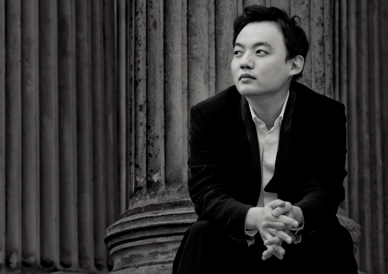 Der weltbekannte Pianist William Youn tritt in der Stadthalle Troisdorf auf.