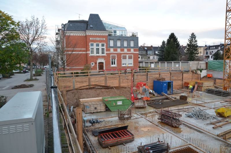 Ende November 2015: Die Bodenplatte der Tiefgarage ist gegossen.