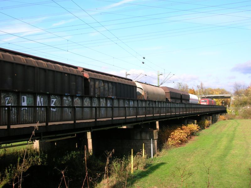 Bahn und Stadt informieren über den Schallschutz für die S 13.