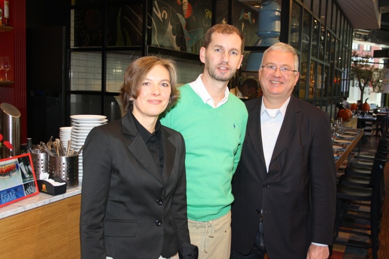 Freuten sich auf die Gäste im Café Frittz: v.l. Sabine Quabeck, Vladimir Dzurinda und Bürgermeister Klaus-Werner Jablonski.