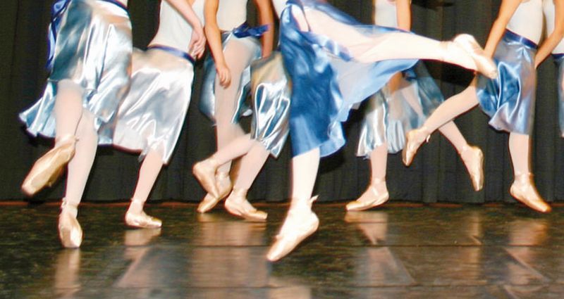Viel Vergnügen bei einer Musikrevue in der Bergheimer Mehrzweckhalle.