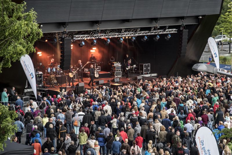 Höhner Live auf dem Festplatz.