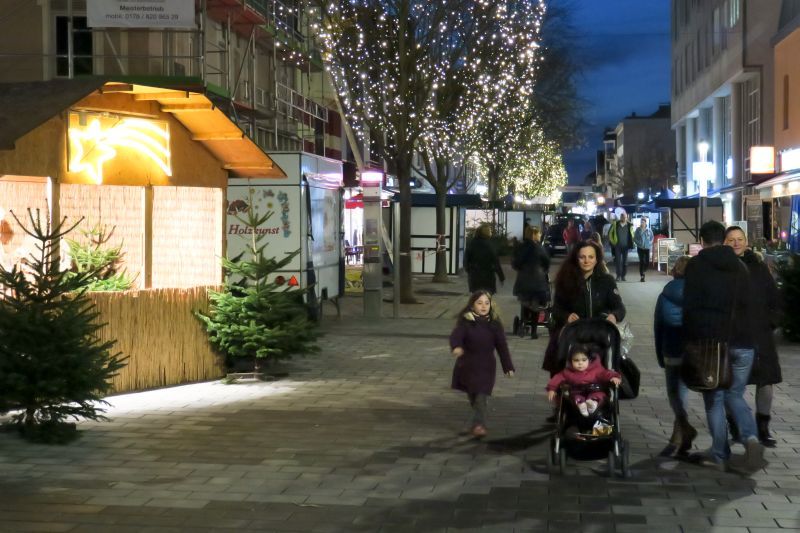 Willkommen beim Troisdorfer Winterwald in der Fußgängerzone!