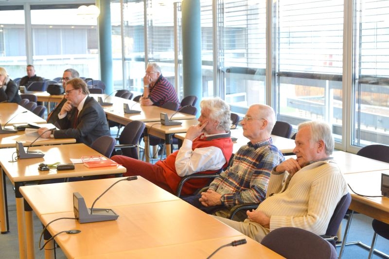 Anwohner informierten sich im Rathaus über den Ausbau der Fußgängerzone.