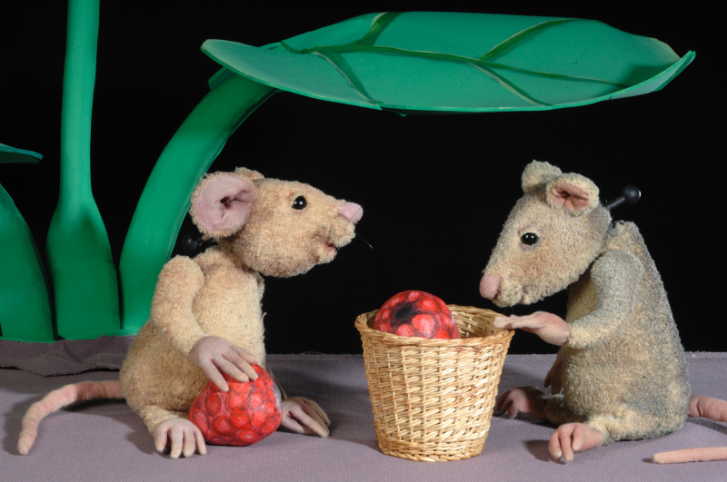 Mäusetreffen in der Stadtbibliothek.