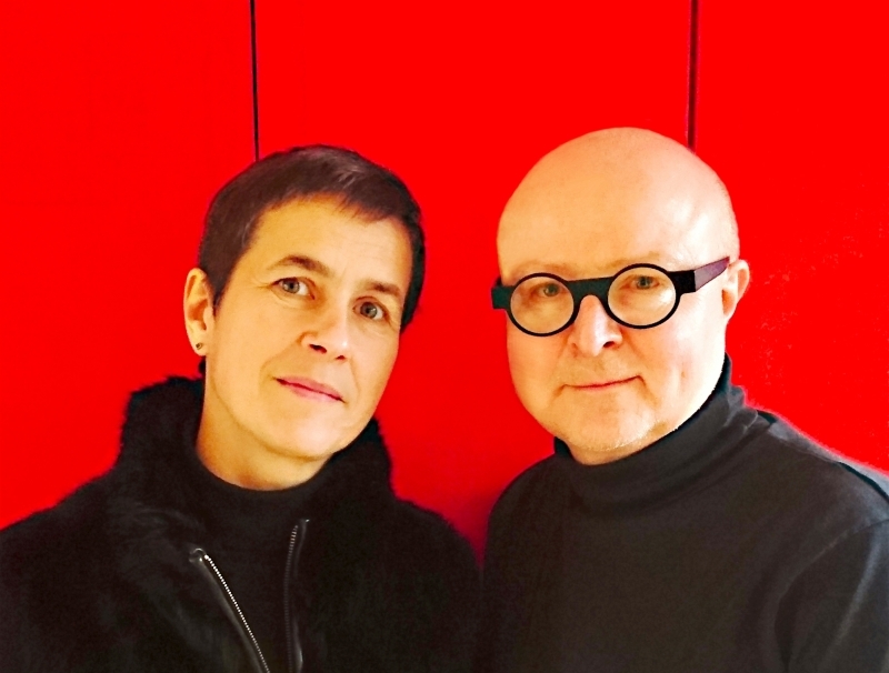 Das Duo STROM spielt ungewöhnliche Musik zur Ausstellung Ankathode.