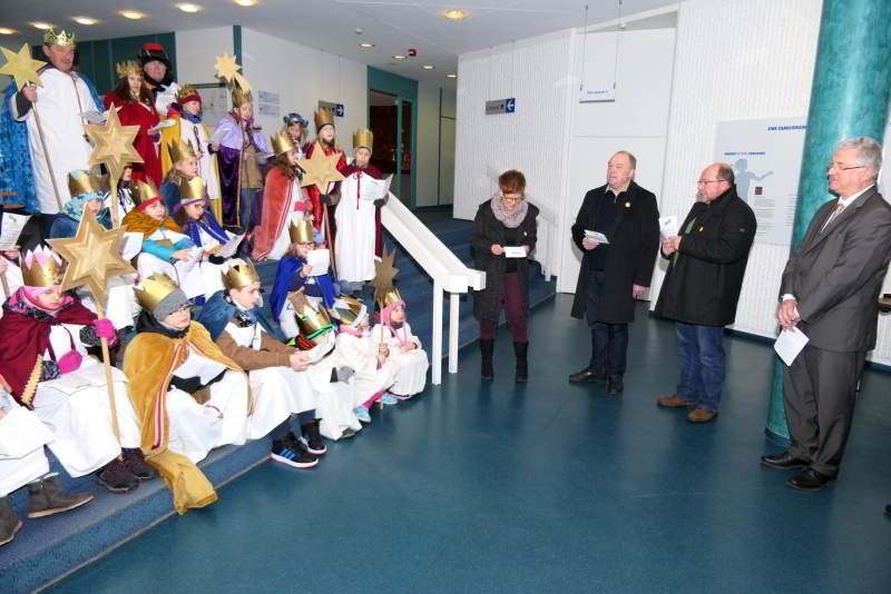 Die Sternsinger im Rathaus