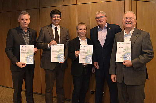 v.l.n.r.: Bürgermeister Horst Krybus, Bürgermeister Klaus Schumacher, Bürgermeister Otto Neuhoff, Landrat Sebastian Schuster und Bürgermeister Klaus Werner Jablonski.