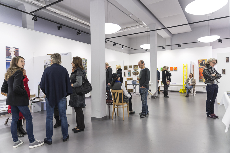 Blick in die Galerie bei der Messe ART Troisdorf.