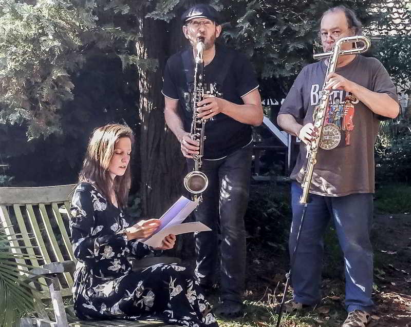 Die SUBunternehmer mit „Leiharbeiterin“: v.l. Magdalena Schmitz und das Duo Detlef Brenken und Rainer Weber.