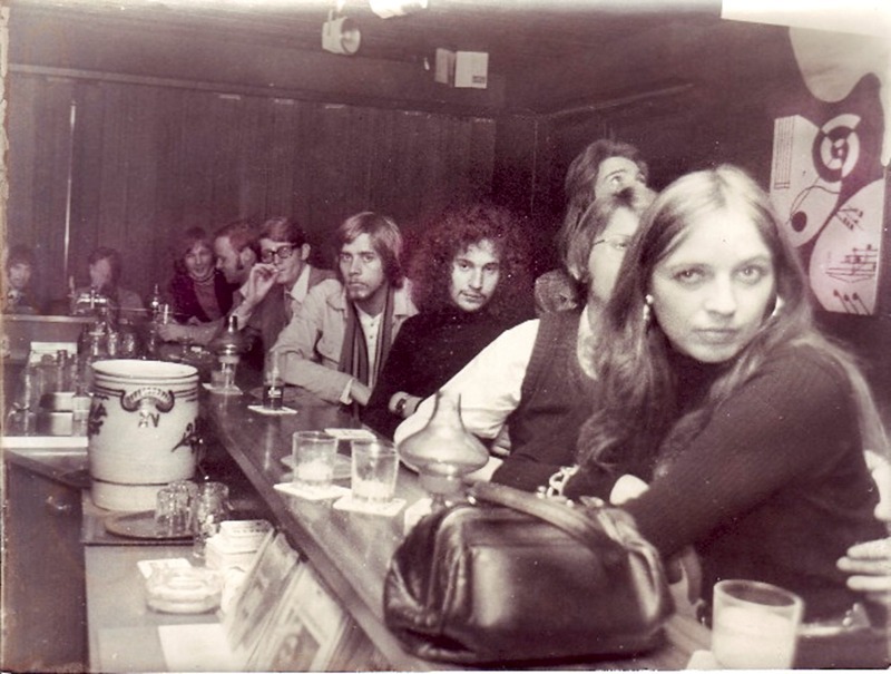 Meeting-Gast Dieter Berndt, in der Mitte mit Schal und damals Azubi zum Fernmeldetechniker, schickte dieses Foto.