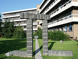 Im Rathaus ist das neue Heft mit Zahlen über Troisdorf erhältlich.