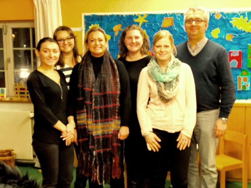 Unterstützen die Kita: v.l. Jana Terenik, Katharina Rehl, Sevil Bilial, Sonja Rott, Annika Grooters und Harun Kocabas von Elternrat und Förderverein, nicht abgebildet Thomas Flock und Efrosyni Sioli.