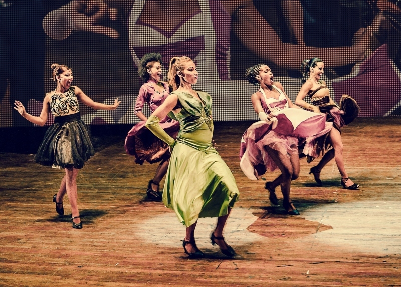 Szene aus dem Programm Don't Stop the Music.