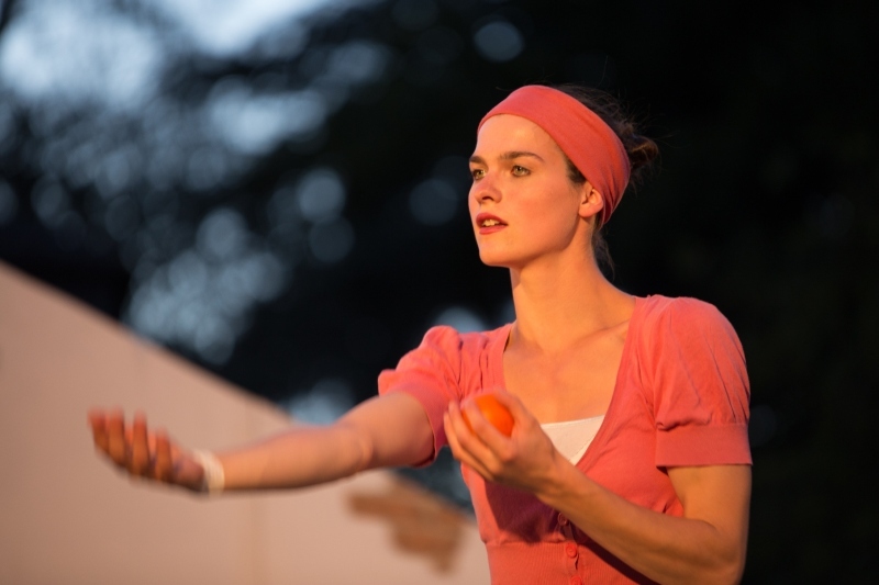 Für Veranstaltungen werden unter anderem Akrobaten und Jongleure gesucht.