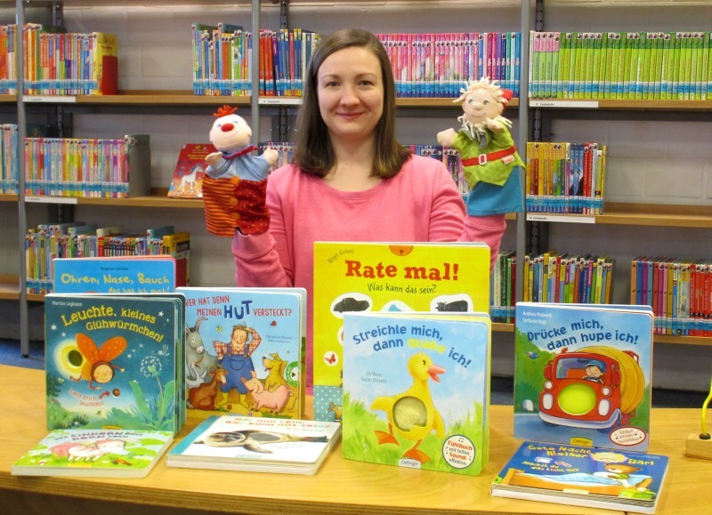 Vera Kepski  freut sich auf die kleinsten Bibliotheksbesucher in Sieglar.